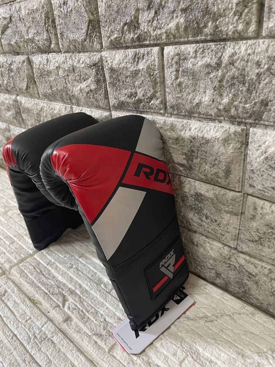 新品　 パンチンググローブ　RDX ボクシンググローブ キックボクシング