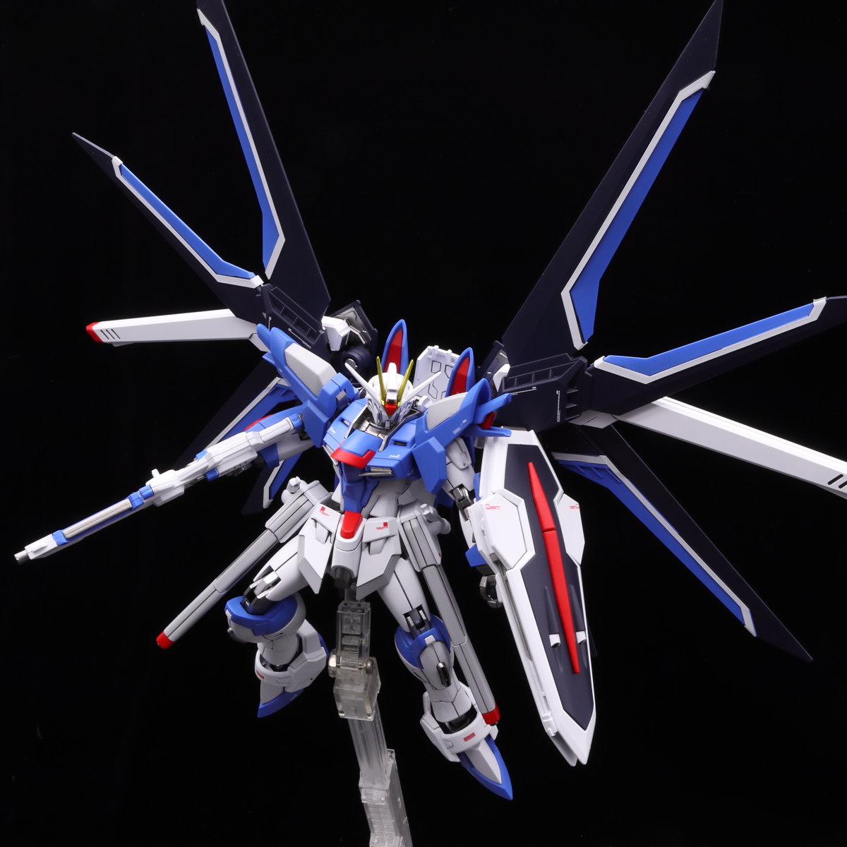 HG 1/144 ライジングフリーダムガンダム メタリックフレーム HG 1/144 ライジングフリーダムガンダム メタリックフレーム