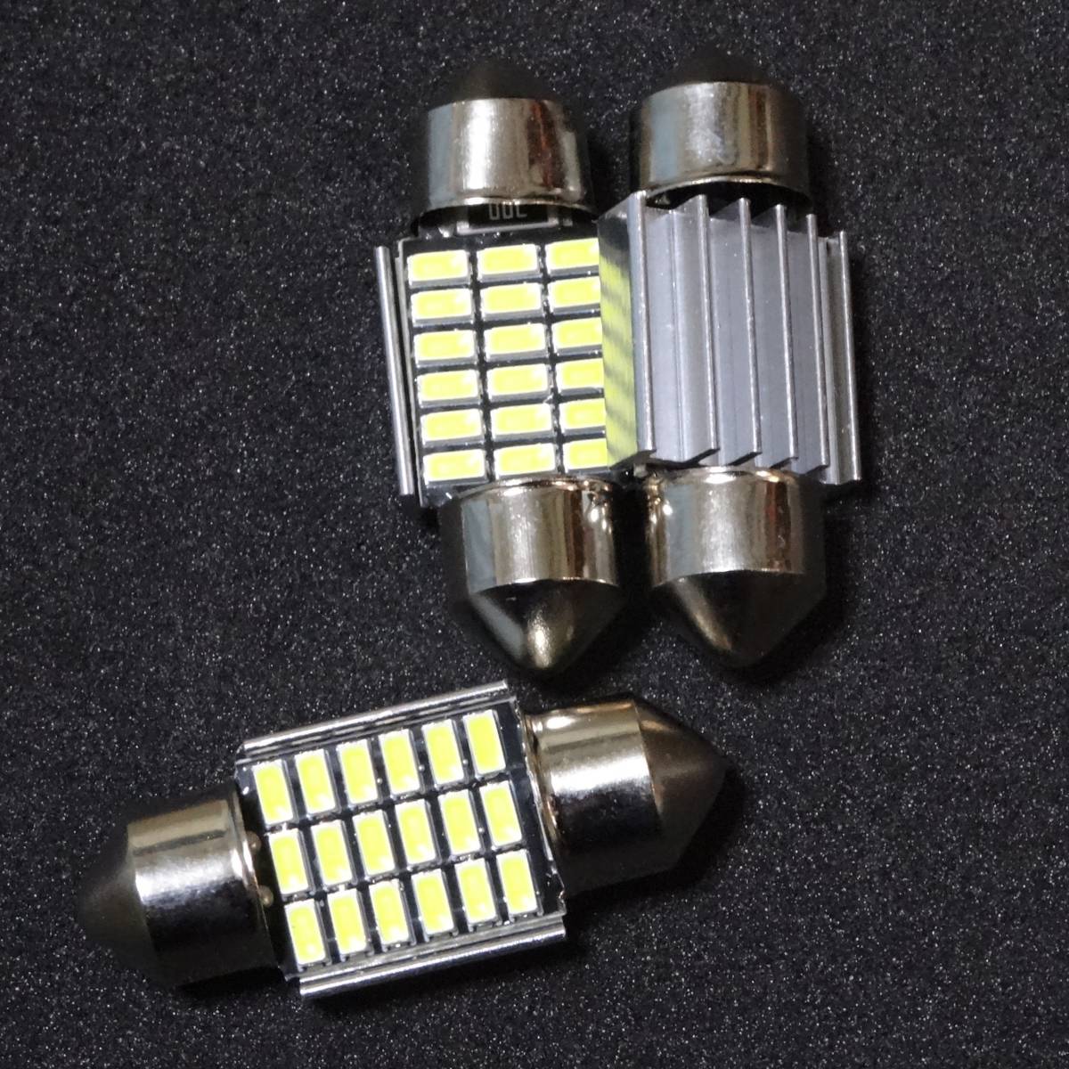 【1個】T10x31 C5W C10W LED 650lm 6000K 18連4014チップ　超高輝度　耐久性耐熱性に優れたアルミヒートシンク採用_画像3