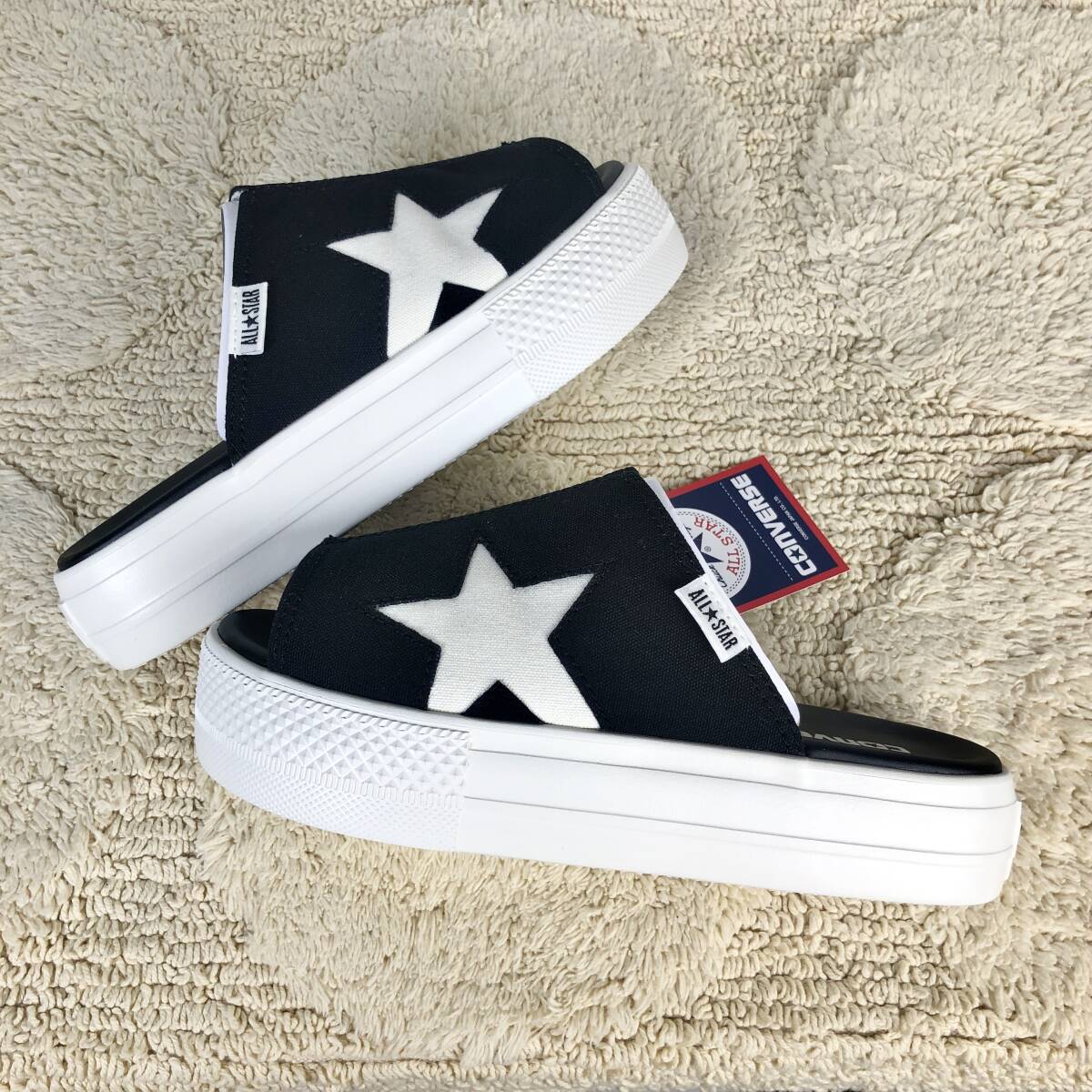 美品★CONVERSE★23.0cm 厚底 PLTS サンダル コンバース オールスター レディース 黒色 ブラック シャワーサンダル ビーチサンダル S186