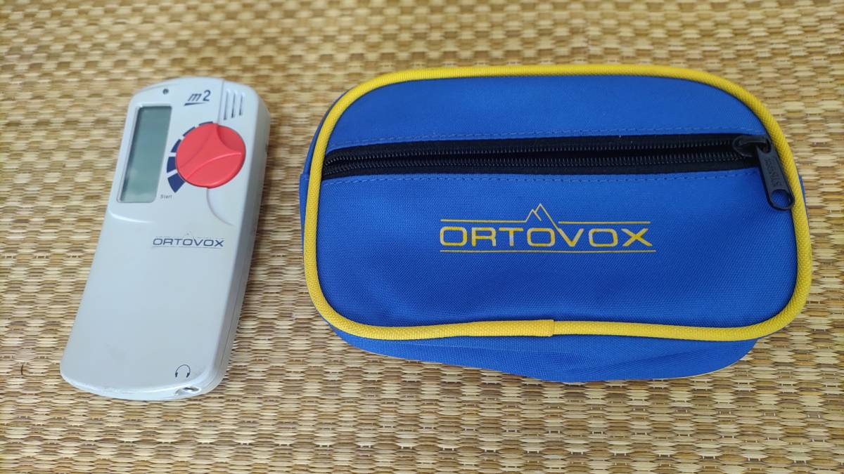 ORTOVOX m2　アバランチビーコン　オルトボックス専用ハーネス付き　バックカントリー・雪山での必需品_画像2