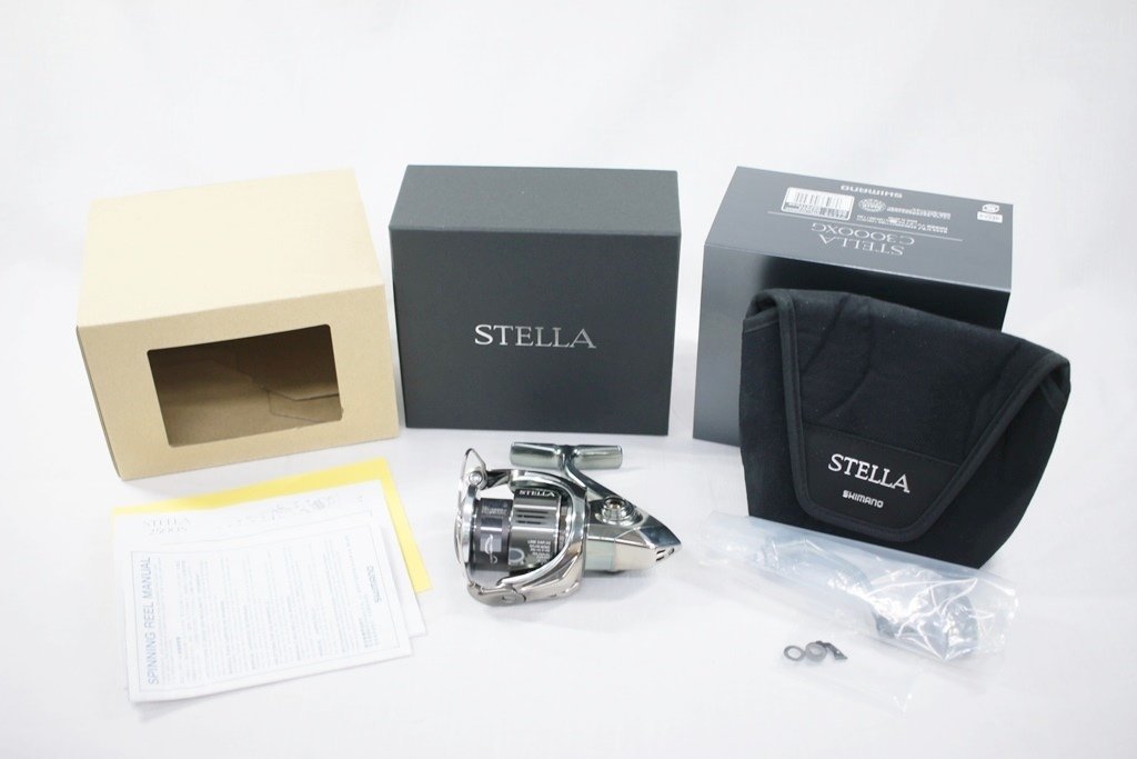 1 start!] unused SHIMANO Shimano STELLA Stella 22 C3000XG spinning reel  fishing gear fishing box * case attaching ① h_z: Real Yahoo auction salling