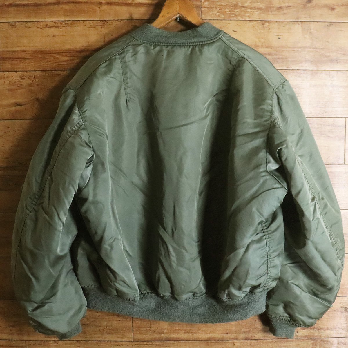 H1T/Y2.8-1　米国製　ALPHA INDUSTRIES　アルファ　MA-1　フライトジャケット　XXLサイズ　メンズ　N-2B　N-3B　ジャンパー　ブルゾン_画像10