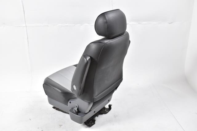  Hiace CBA-TRH214W center seat 