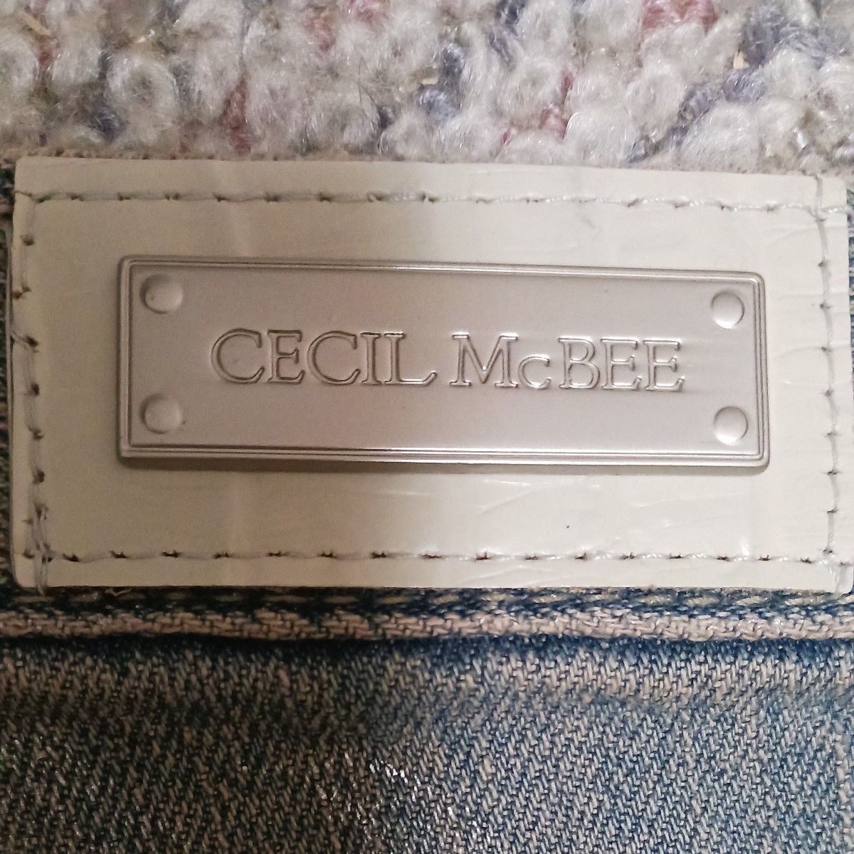 限界値下げCECIL McBEE銀色加工デニム