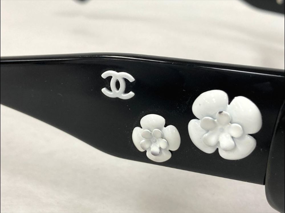  beautiful goods CHANEL Chanel sunglasses lady's here Mark floral print black men's case attaching brand UV cut stylish ba can s ultra-violet rays 
