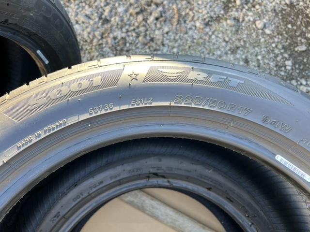 中古タイヤ４本セット　BRIDGESTONE POTENZA S001 225/50/17 2021年製(非常に良い状態のタイヤ_画像8