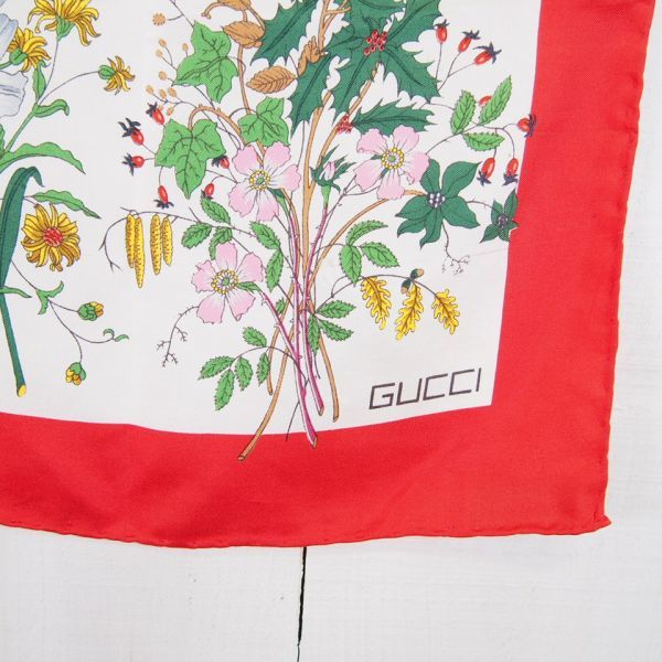 80s 90s イタリア製 グッチ OLD GUCCI 草花 昆虫柄 シルクスカーフ/ホワイトレッド_画像2