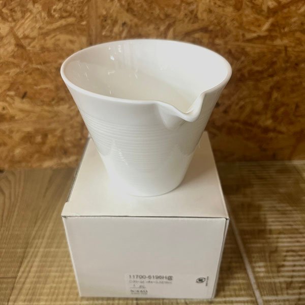 ☆NIKKO☆クリームピッチャー 11700-6196H FINE BONE CHINA /19㎝ チョウカクトレー ドリンク用トレイ 美品 【未使用品】札幌発_画像3