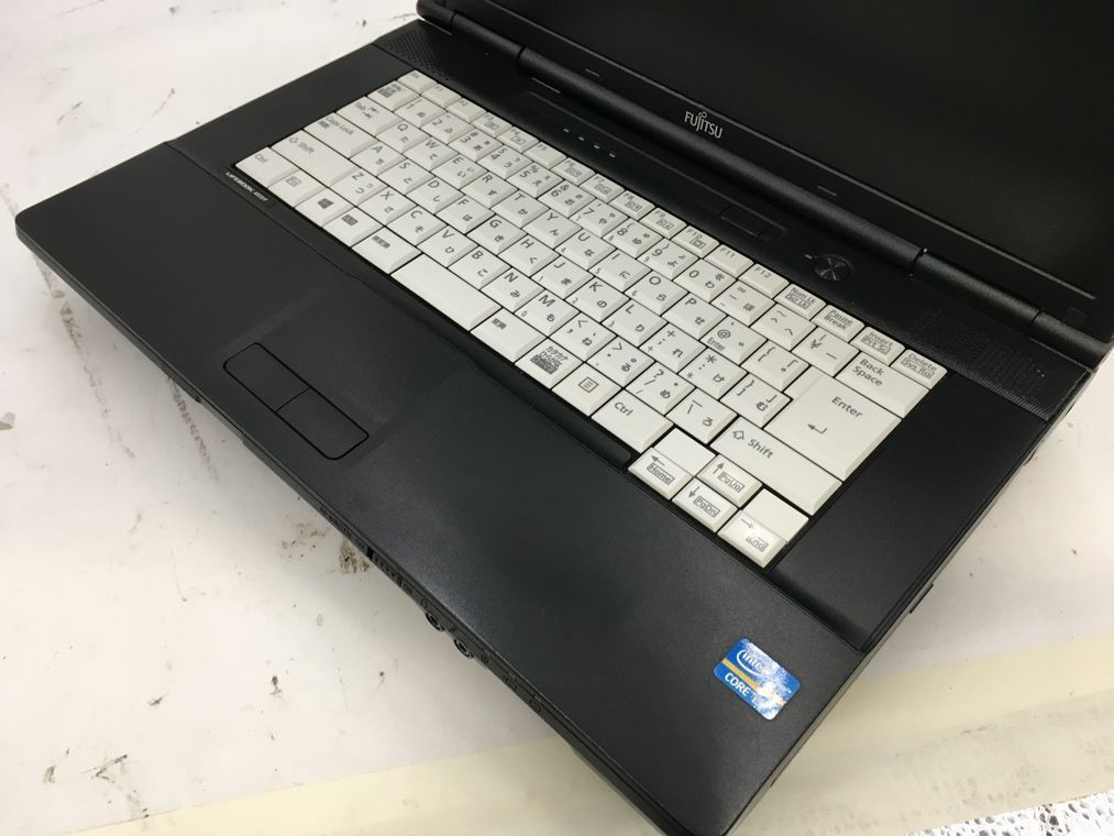 FUJITSU/ノート/HDD 250GB/第3世代Core i3/メモリ2GB/2GB/WEBカメラ無/OS無-240202000776169_キーボード接写１