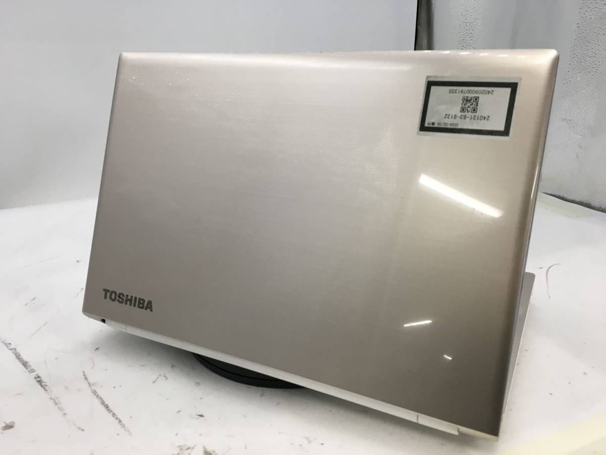 TOSHIBA/ノート/HDD 1000GB/第3世代Celeron/メモリ4GB/WEBカメラ有/OS無/Intel Corporation HD Graphics 510 32MB-240209000791335_天板　M