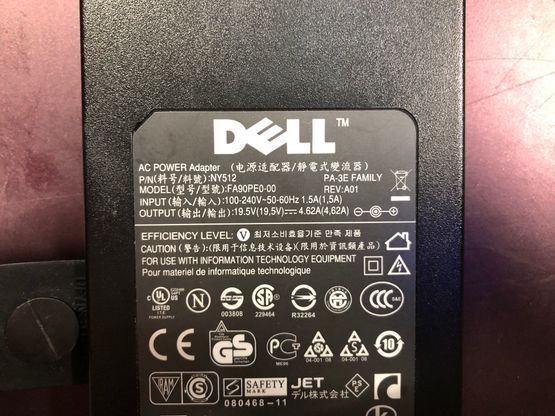 DELL/ノート/Intel(R) Core(TM) i7 CPU Q 720 /メモリ4GB/webカメラ有/OS無/記憶媒体無-231230000713576_付属品 1