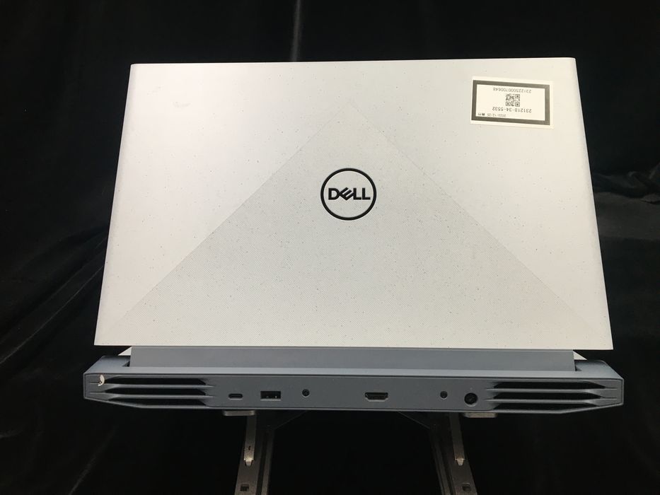 DELL/ノート/第4世代AMD Ryzen7/メモリ16GB/webカメラ有/OS無/記憶媒体無-231225000700648_天板　M