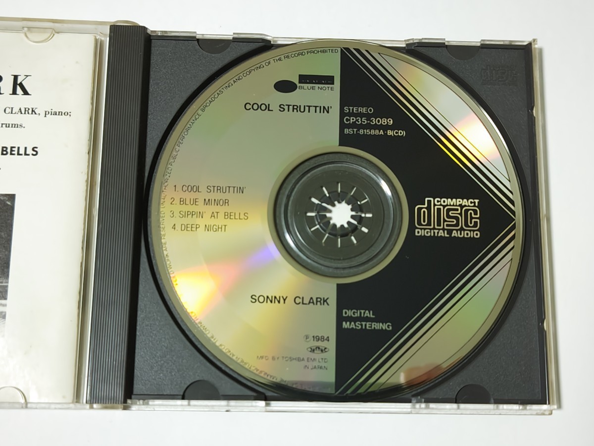 旧規格　CP35　ソニー・クラーク / クール・ストラッティン　83年初版　3500円盤　税表記なし　_画像3