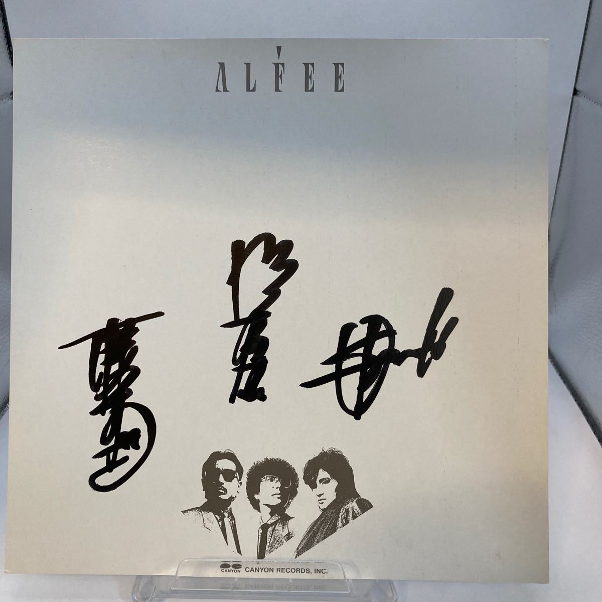 THE ALFEE/アルフィー 桜井賢/坂崎幸之助/高見沢俊彦 サイン色紙 THE ALFEE/アルフィー 桜井賢/坂崎幸之助/高見沢俊彦 サイン色紙