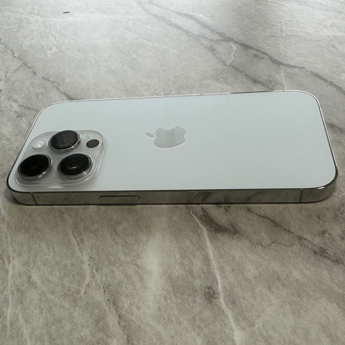 定価194 800円】iPhone 14 Pro 512GB シルバー【使用期間1年 定価194 800円】iPhone 14 Pro 512GB シルバー【使用期間1年