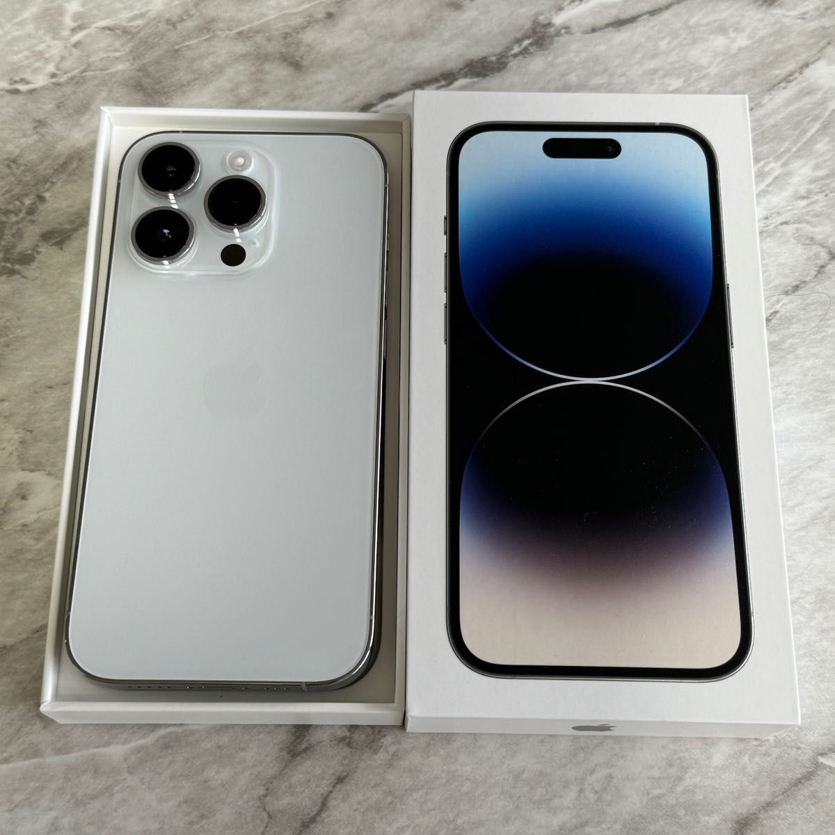 定価194 800円】iPhone 14 Pro 512GB シルバー【使用期間1年 定価194 800円】iPhone 14 Pro 512GB シルバー【使用期間1年