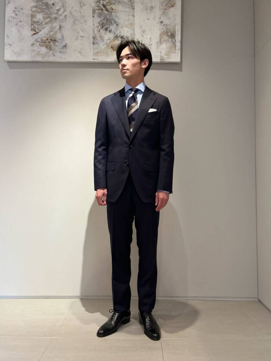 【美品】トゥモローランド × ゼニア 3ピースセットアップスーツ おまけ付 TOMORROWLAND × Ermenegildo Zegna_画像1