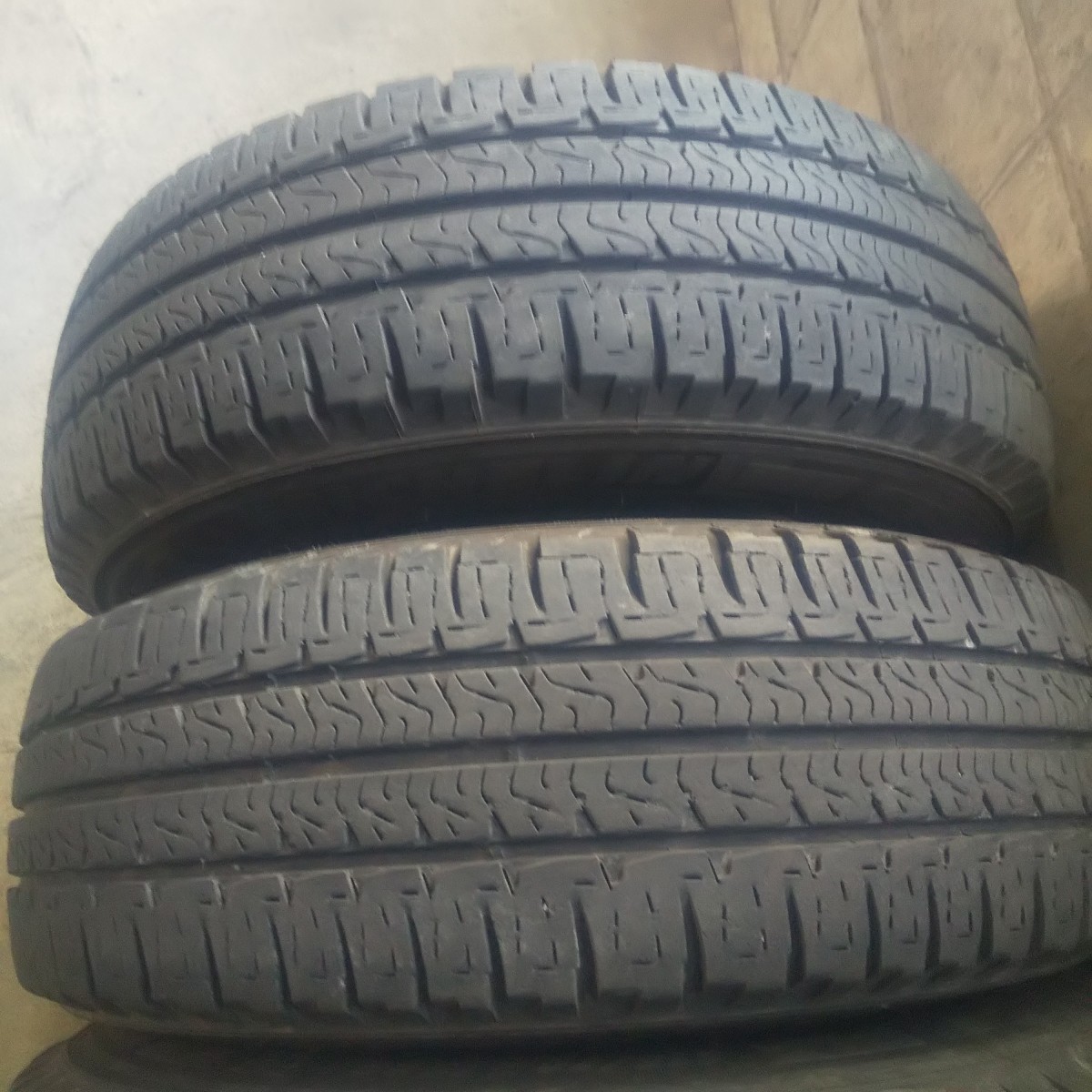 ミシュラン 215/70R15CP 109Q LT AGILIS CAMPING 4本 2019年 タイヤ ハイエース キャラバン キャンピング 215/70/15 215-70-15 215/70R15_画像3