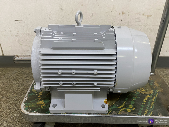 B019【引取歓迎/静岡】TOSHIBA 3.7kW 4P 200V TYPE IK FORM FBKA21 東芝産業機器システム 三相 インダクションモーター 未使用品_画像7