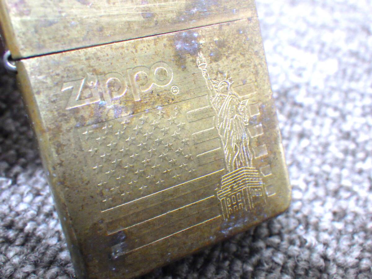 【送料無料】Sh0217-01◯Zippo ジッポー ライター オイルライター 自由の女神 1996年 ジャンク_画像5