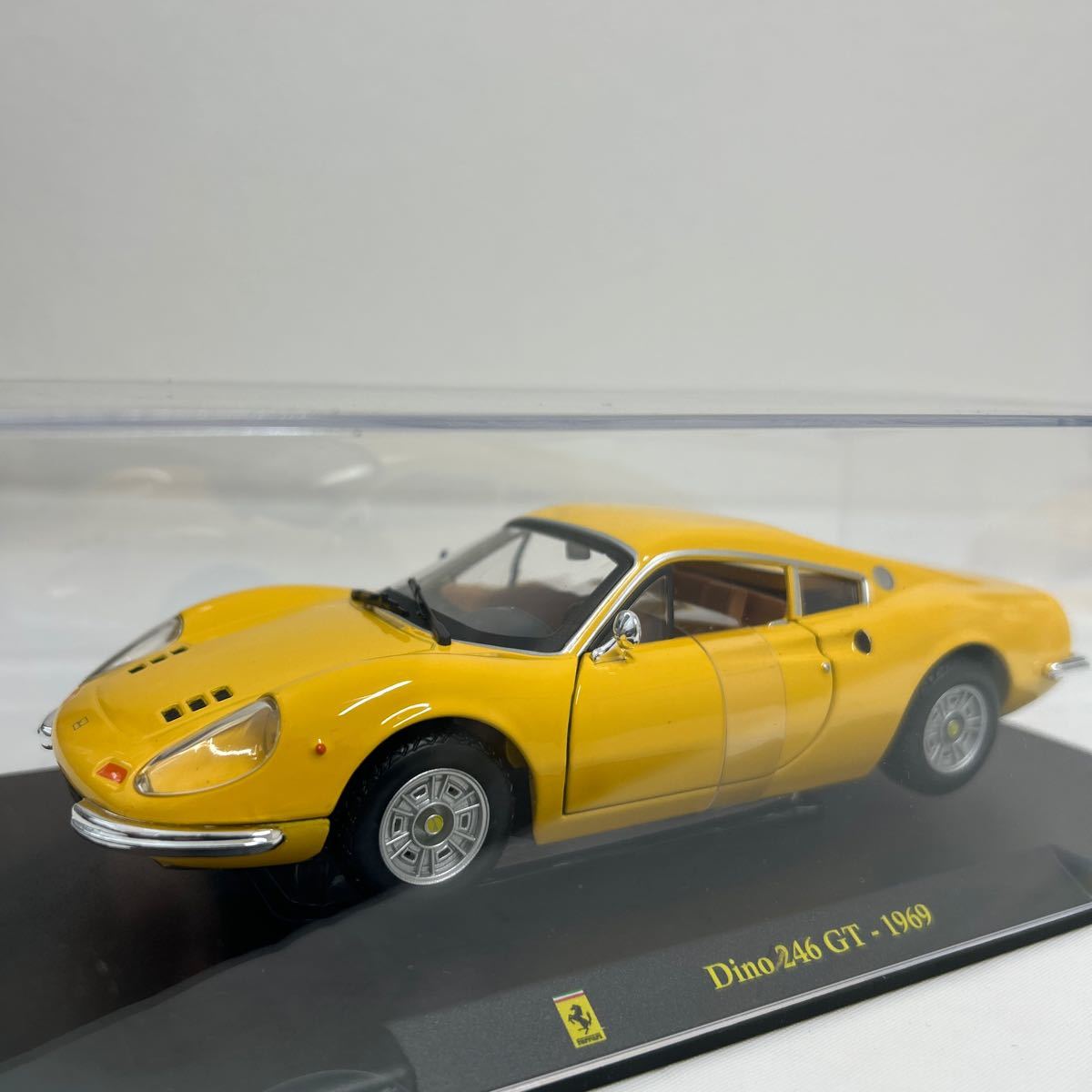 デアゴスティーニ レ・グランディ・フェラーリコレクション #30 1/24 FERRARI Dino 246GT 1969年 ディーノ 完成品 ミニカー モデルカー_画像1