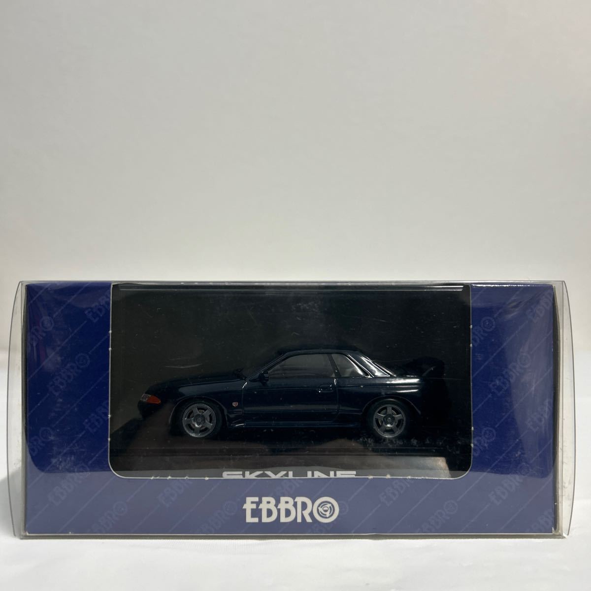 EBBRO 1/43 NISSAN SKYLINE GT-R BNR32 Dark Blue エブロ 日産 スカイライン R32 ダークブルー 旧車 ミニカー モデルカー_画像1