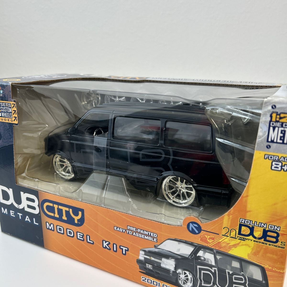 未開封 Jada TOYS DUB CITY 1/24 CHEVY ASTRO VAN 2001 Black シェビー アストロバン シボレー カスタム アメ車 ミニカー ローライダー_画像7