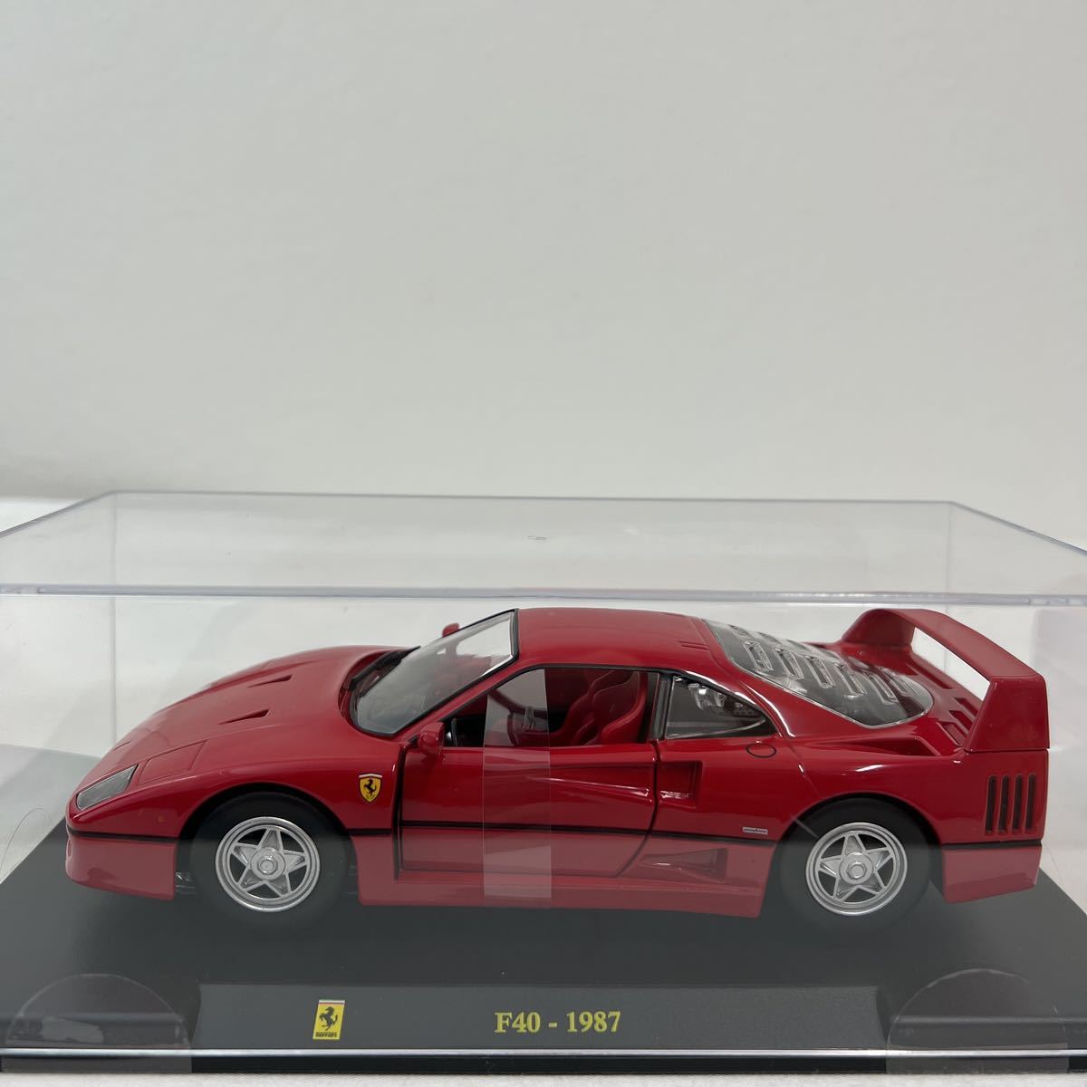  der Goss чай nire* grande .* Ferrari коллекция 1/24 FERRARI F40 1987 год Red BBurago конечный продукт миникар модель машина 