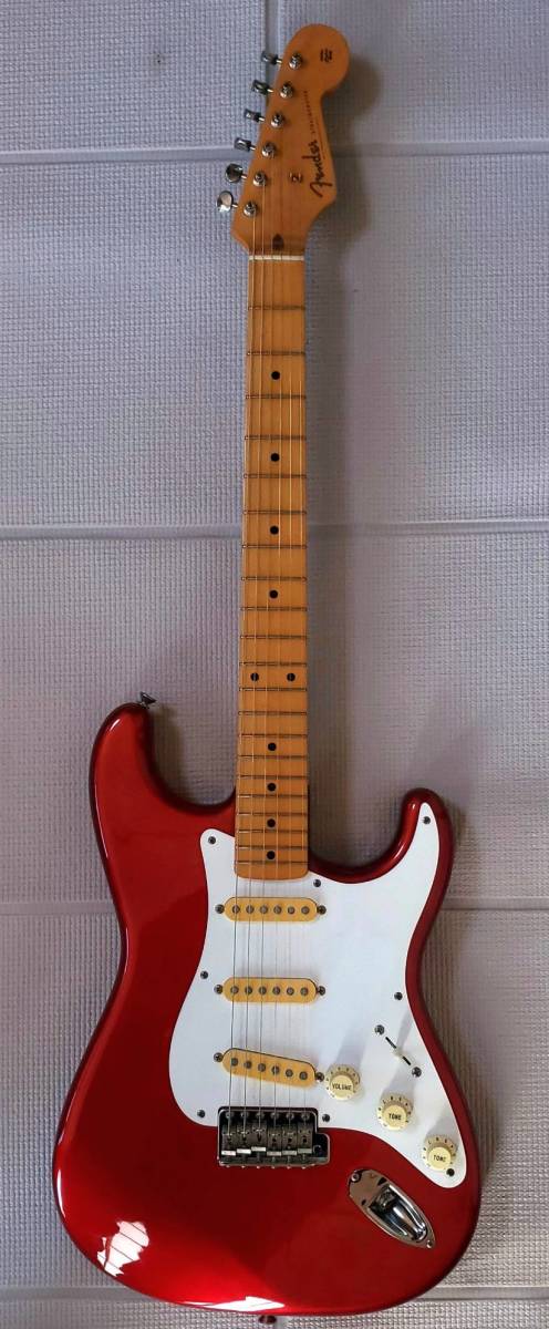 ● Fender Japan ST57-70 1984年製 JVシリアルの画像1