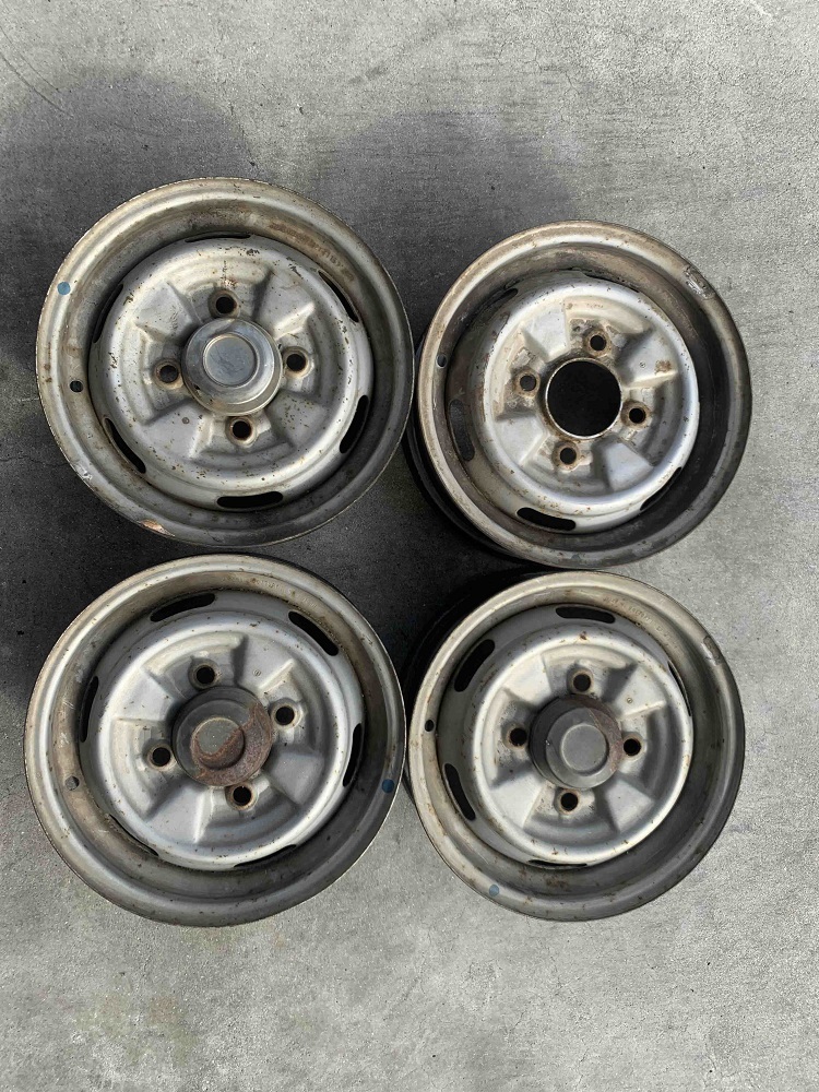 【中古品】【4本セット】メーカー不明（エブリィ？）　スチールホイール　12×4.0J　114.3-4+35　ハブ74ｍｍ（実測）_画像1