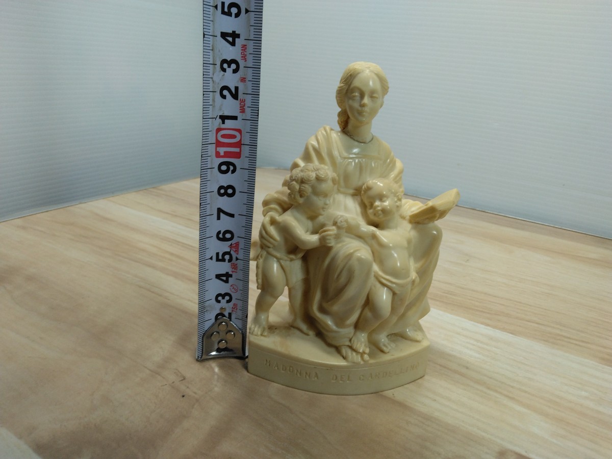 当時物 陶器の置物 オブジェ　Madonna del cardellino　ヒワの聖母 ラファエロ　Raffaello Santi　ジャンク　聖母マリアと2人の幼児 　U_画像10