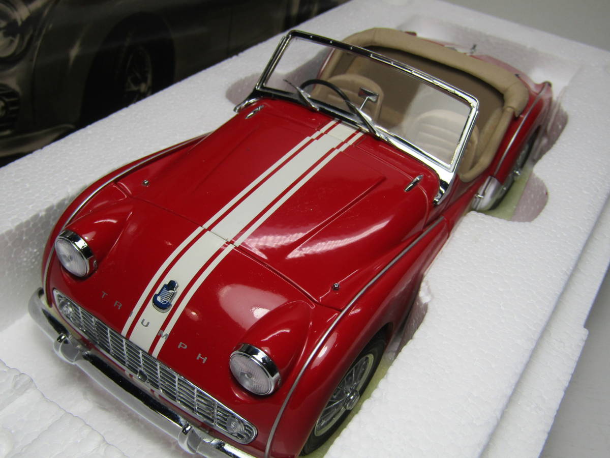 TRIUMPH TR3A 1/18 トライアンフ 1955-1957 英国名車 RED WH TRIUMPH TR3A 1/18 トライアンフ 1955-1957 英国名車 RED WH