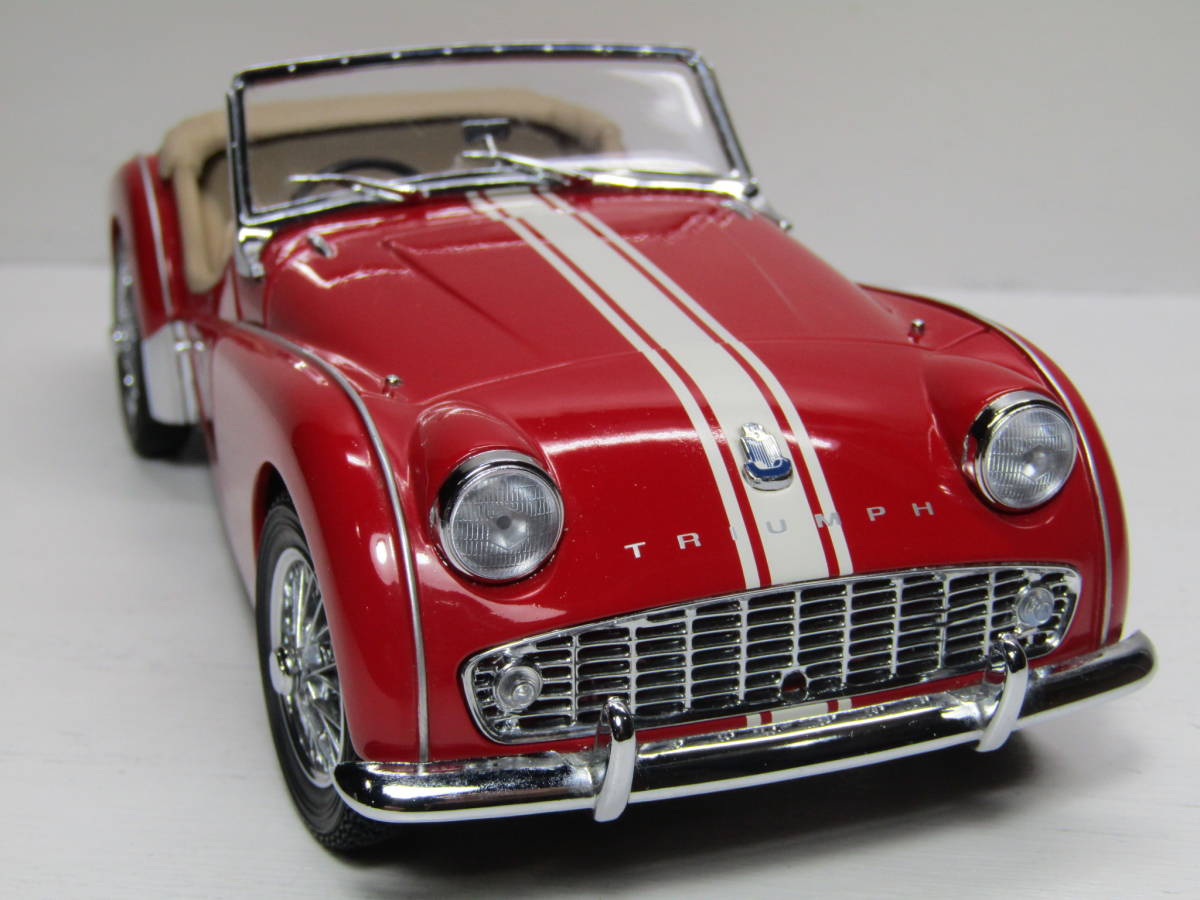 TRIUMPH TR3A 1/18 トライアンフ 1955-1957 英国名車 RED WH