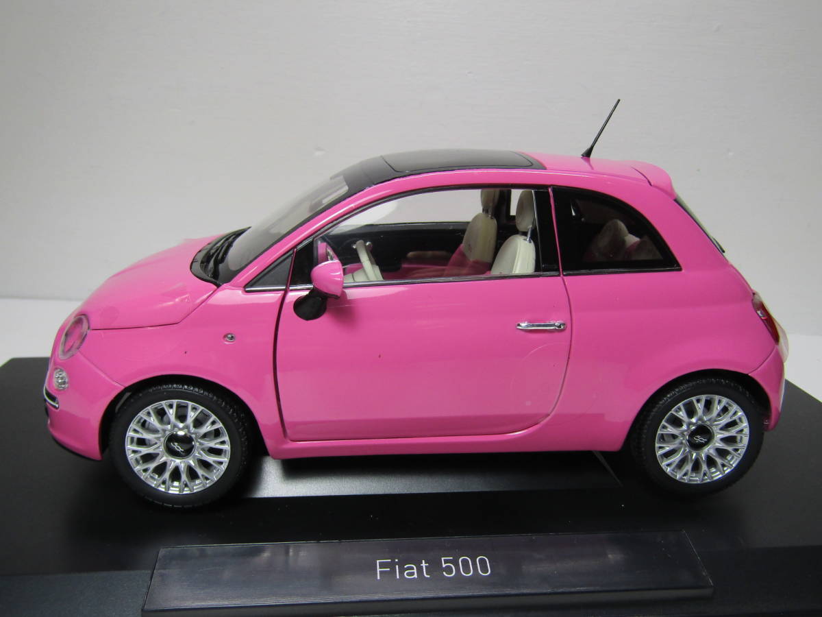 FIAT 500 1/18 フィアット Fiat500 2010 ピンク PINK イタリア名車 美品 NOREV ノレブ フル開閉 NUOVA 500 Fiat 500 1200 ラウンジ_画像6