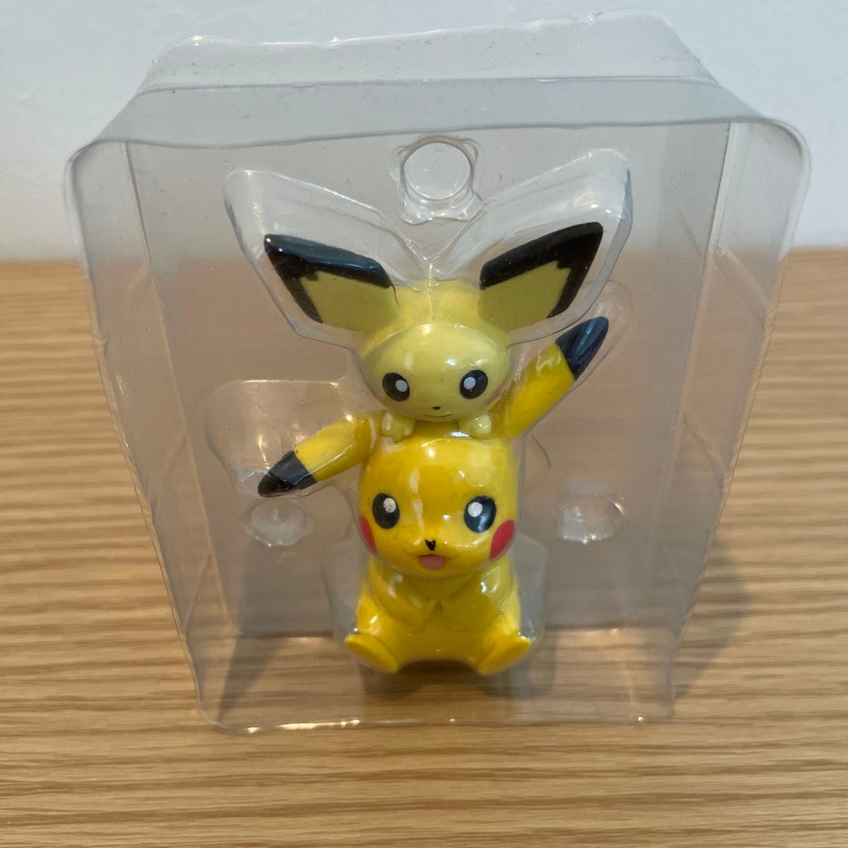 ポケモン BIG消しゴムフィギュア ピカチュウ ピチュー ポケモン BIG消しゴムフィギュア ピカチュウ ピチュー