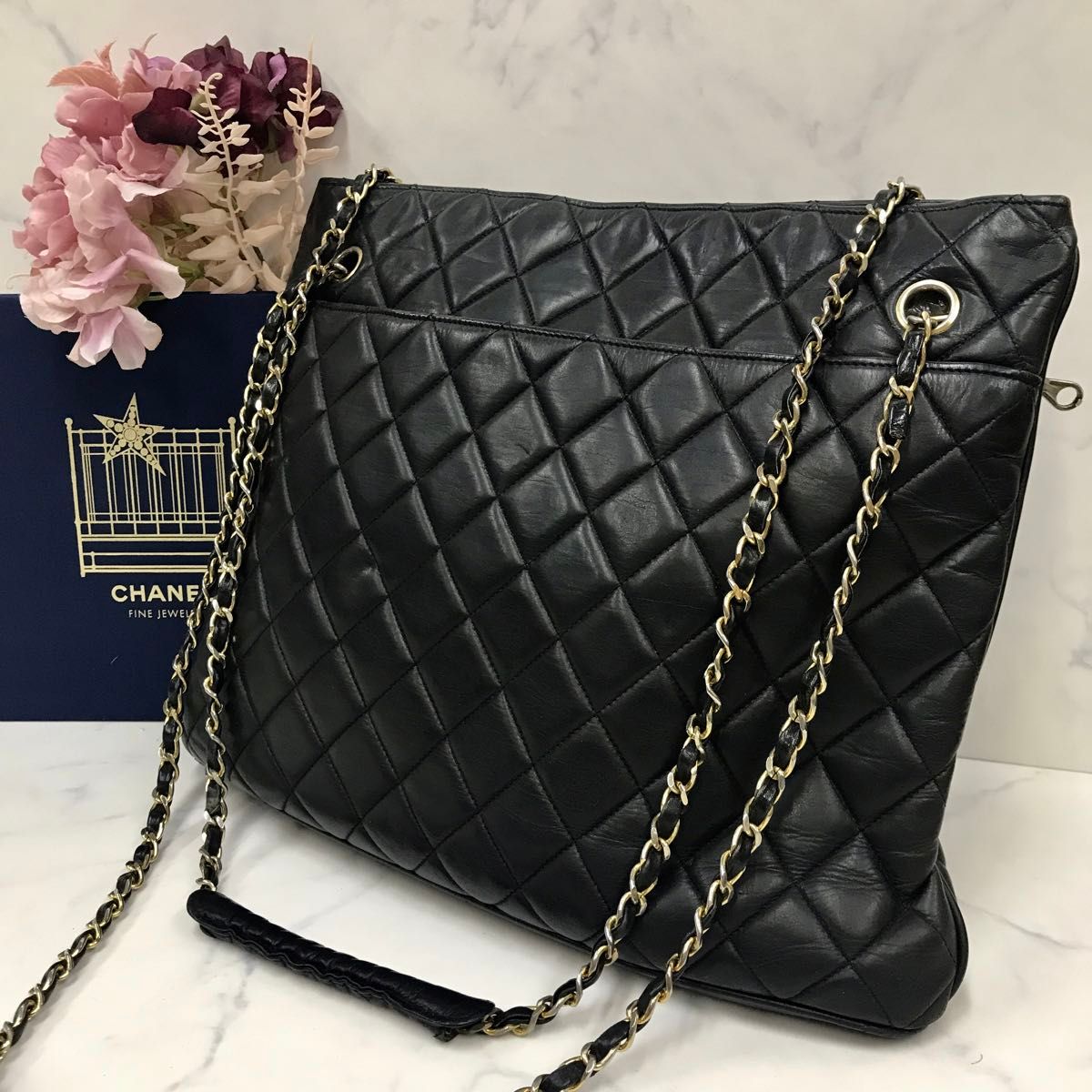 美品】 CHANEL マトラッセ ラムスキン ブラック レザー シャネル 美品】 CHANEL マトラッセ ラムスキン ブラック レザー シャネル