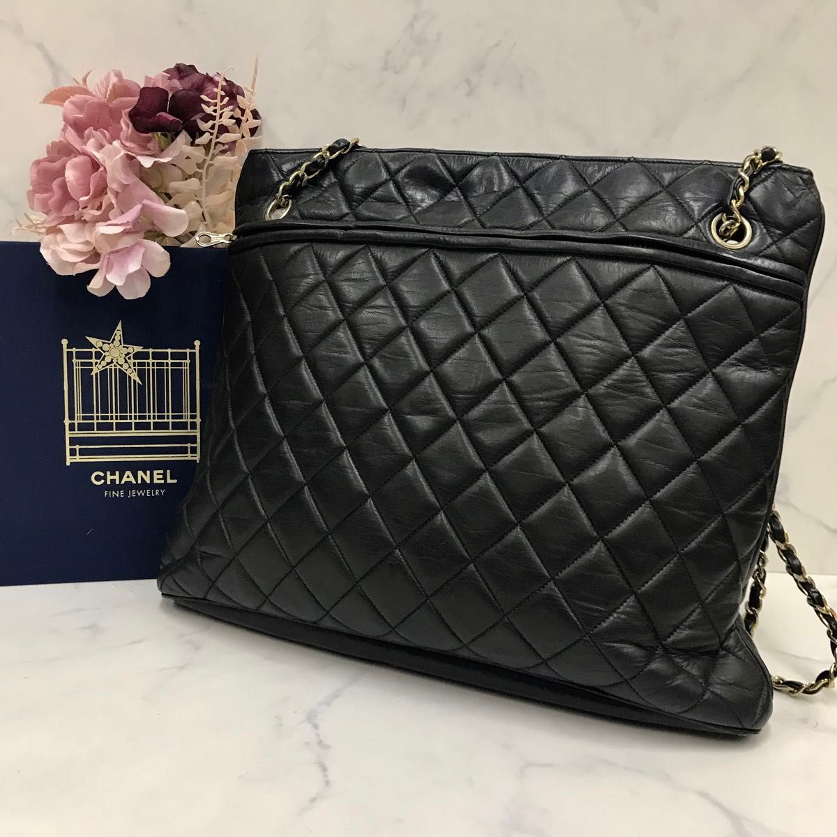 美品】 CHANEL マトラッセ ラムスキン ブラック レザー シャネル 美品】 CHANEL マトラッセ ラムスキン ブラック レザー シャネル
