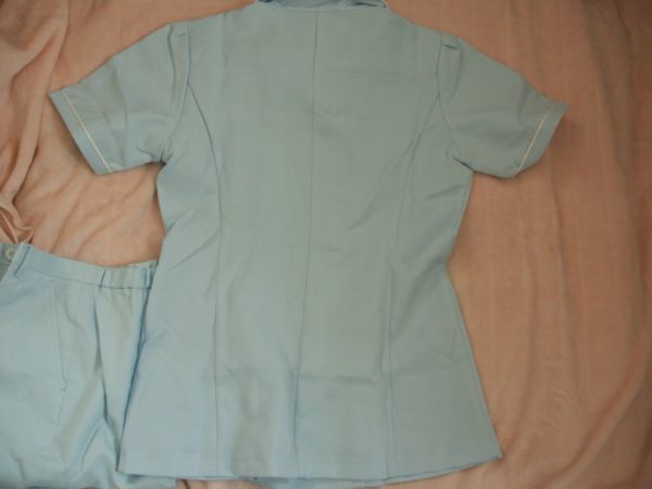 *[ new goods ] nurse clothes ( top and bottom set ) light blue size LL [ sax ]