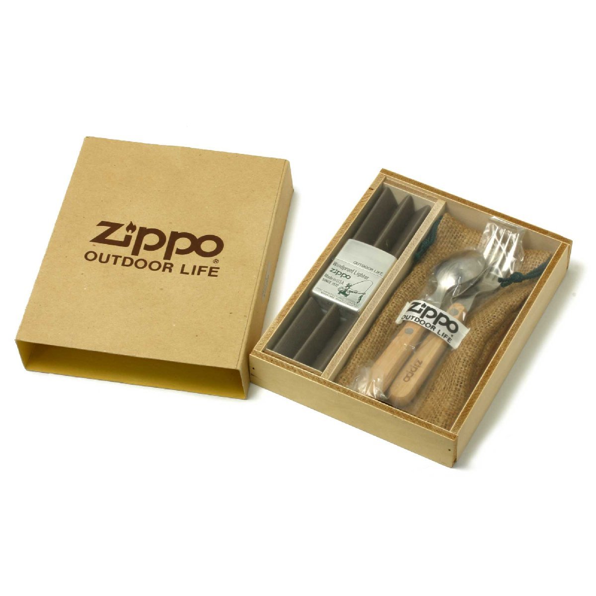 絶版/ヴィンテージ Zippo ジッポー 中古 1996年製造OUTDOOR LIFE 2SIS-A カトラリー付き [A]使用感少なく状態が良い_画像1