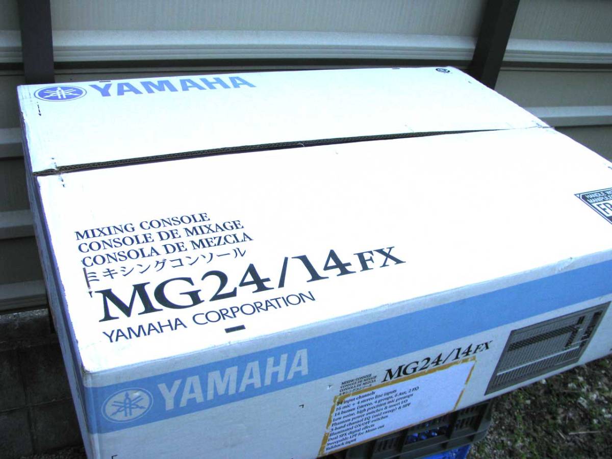 YAMAHA MG24/14FX　中古　元箱・取説あり_元箱あり。