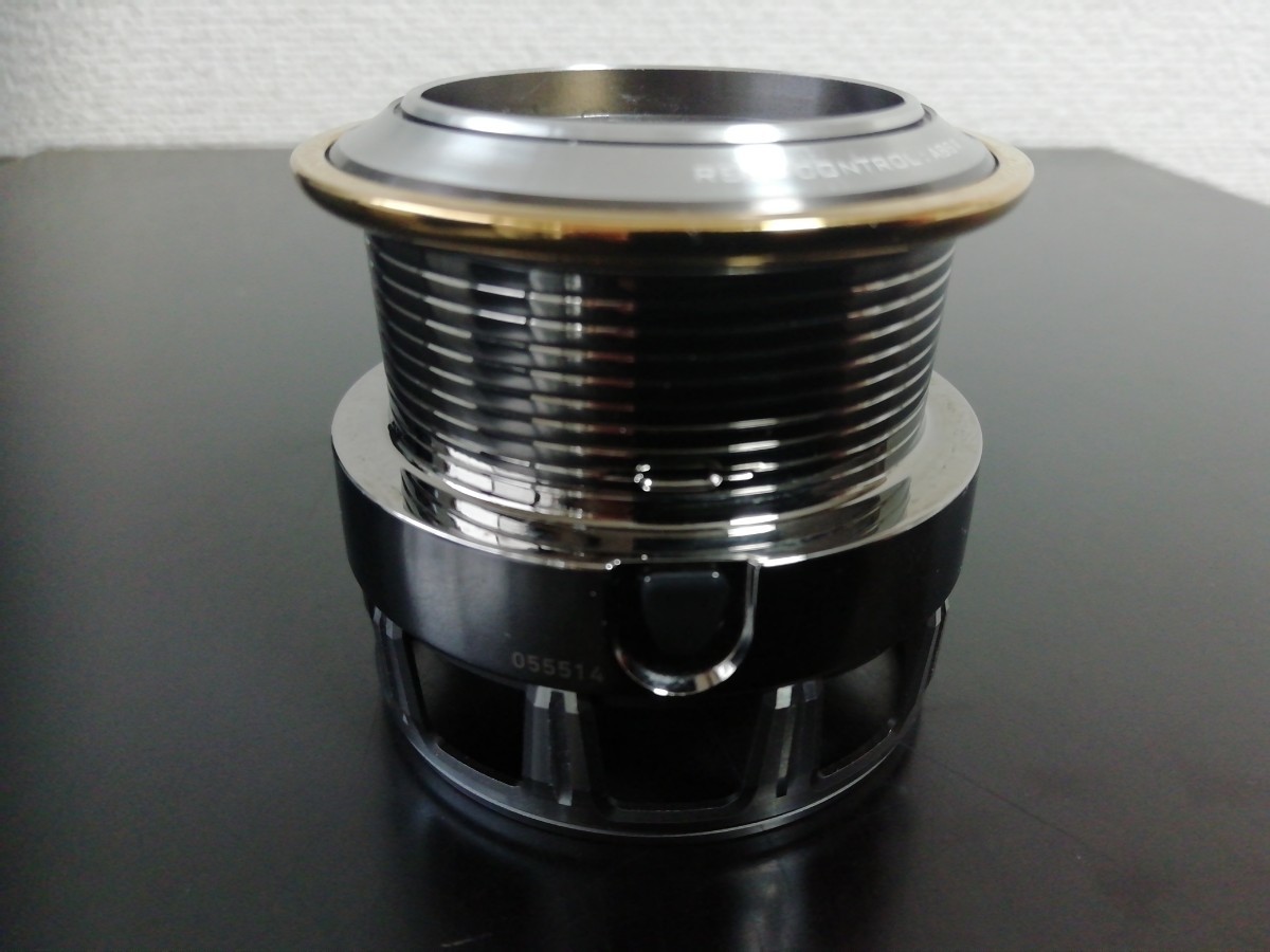 美品 DAIWA 12イグジスト2508PE-H 純正スプール ダイワ_画像4