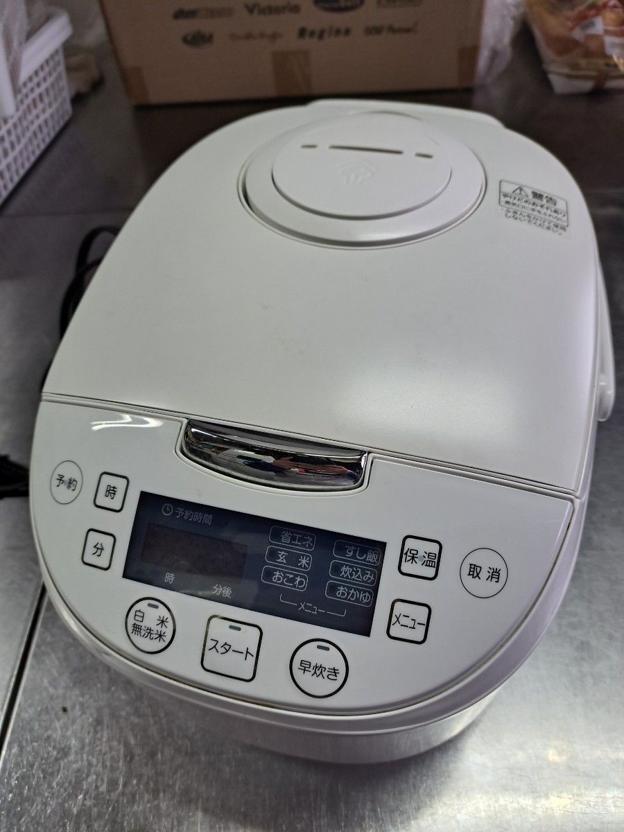 YAMAZENマイコン炊飯ジャー5 5合炊きBCS-550(W)使用期間短め YAMAZENマイコン炊飯ジャー5 5合炊きBCS-550(W)使用期間短め
