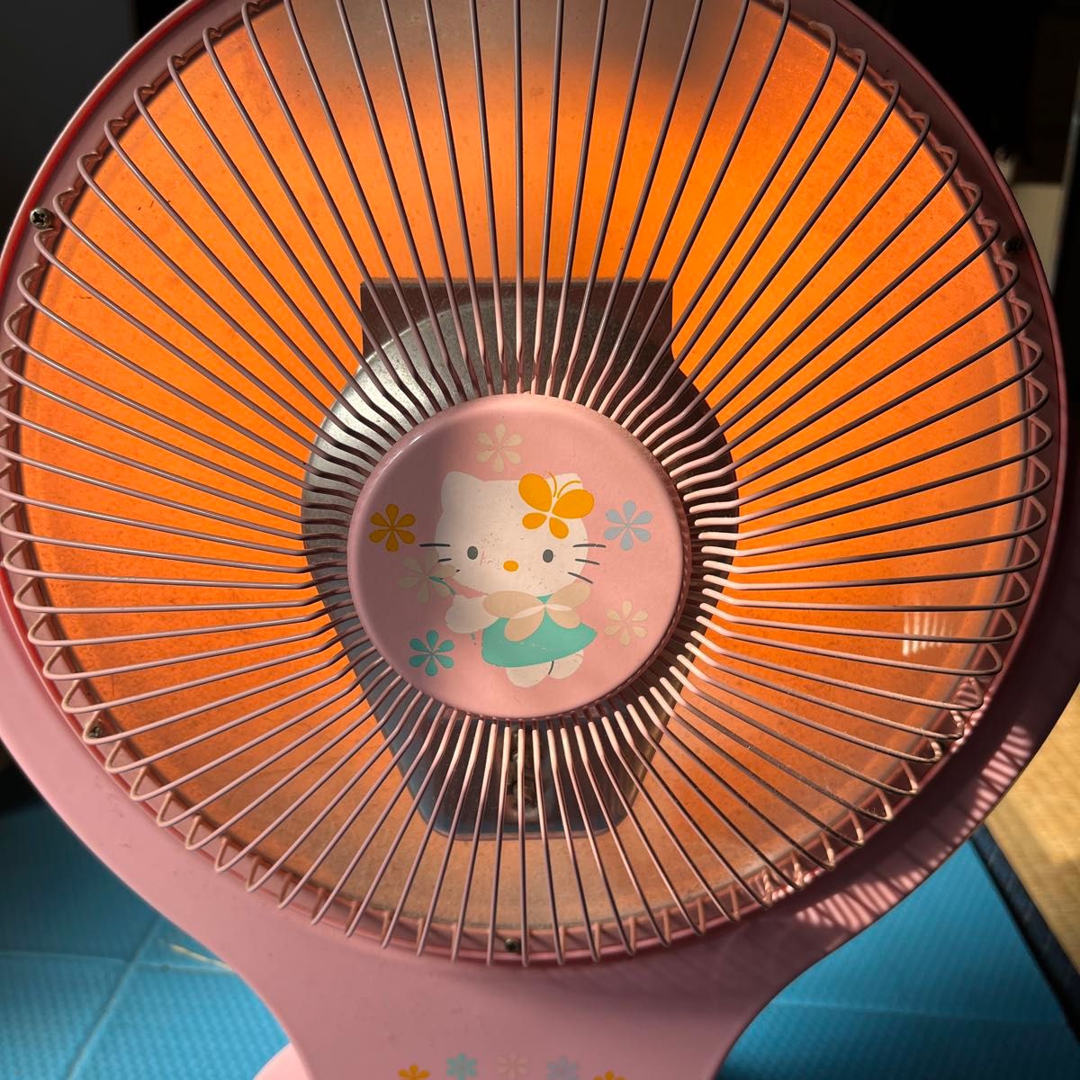 サンリオ ハローキティ ハロゲンヒーター 電気ストーブ|Yahoo サンリオ ハローキティ ハロゲンヒーター 電気ストーブ|Yahoo