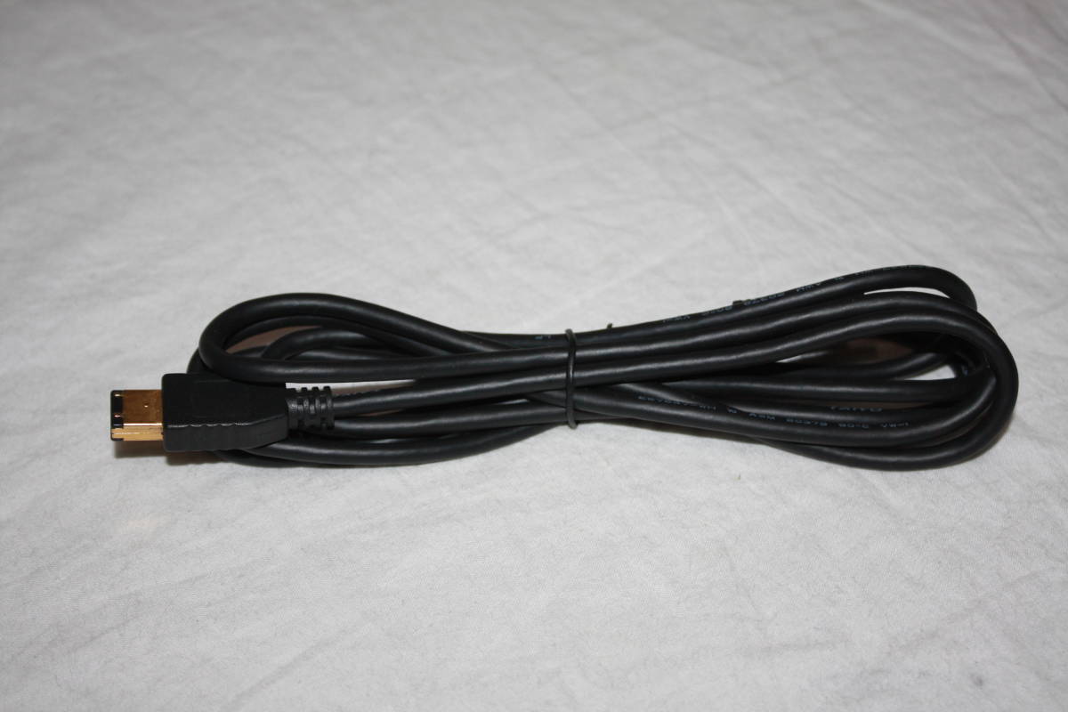  free shipping! I link cable (6 pin --4 pin ) as good as new 
