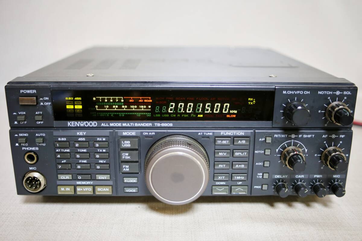 ケンウッド　TS-690S　HF/50MHz　オールモード　無線機　ゼネカバ送信改造済1.62～30MHz　アンテナチューナー付き　CB無線送信可_画像1