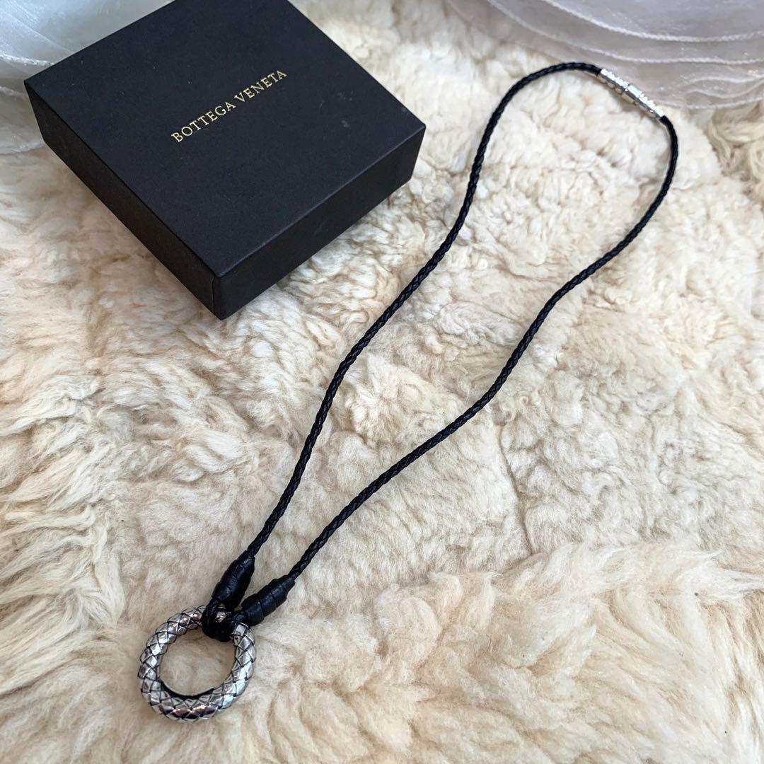 未使用品 BOTTEGA VENETA グラスホルダー ネックレス シルバー 未使用品 BOTTEGA VENETA グラスホルダー ネックレス シルバー