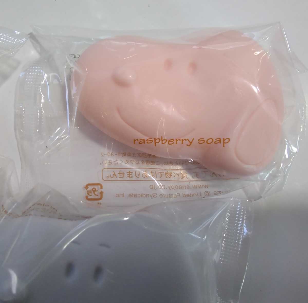 ◆スヌーピー SNOOPY ◆クリーミー モイスチャー ソープ 化粧石鹸【８ケ：１セット】クリーミィーな泡立ち．うるおいたっぷり 日本製 _画像3