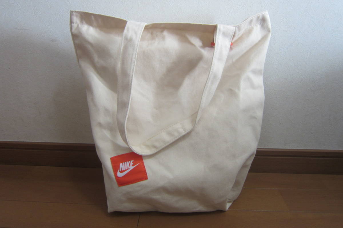 NIKE ナイキ 帆布 キャンバス かばん トートバッグ アイボリー系 DM0404-120 O2402A_画像1