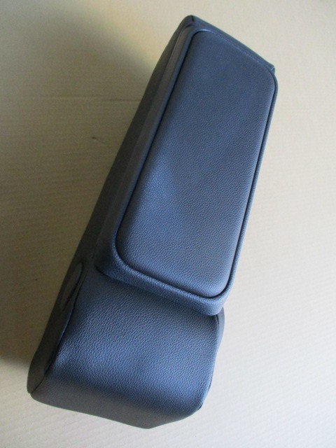 Σ6B H28 cast sport LA250S original armrest elbow put case box 